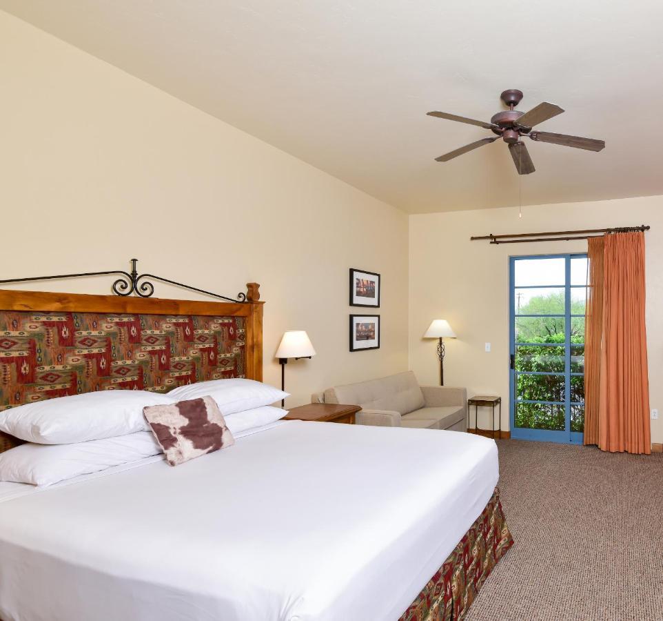 Lodge On The Desert Tucson Bagian luar foto