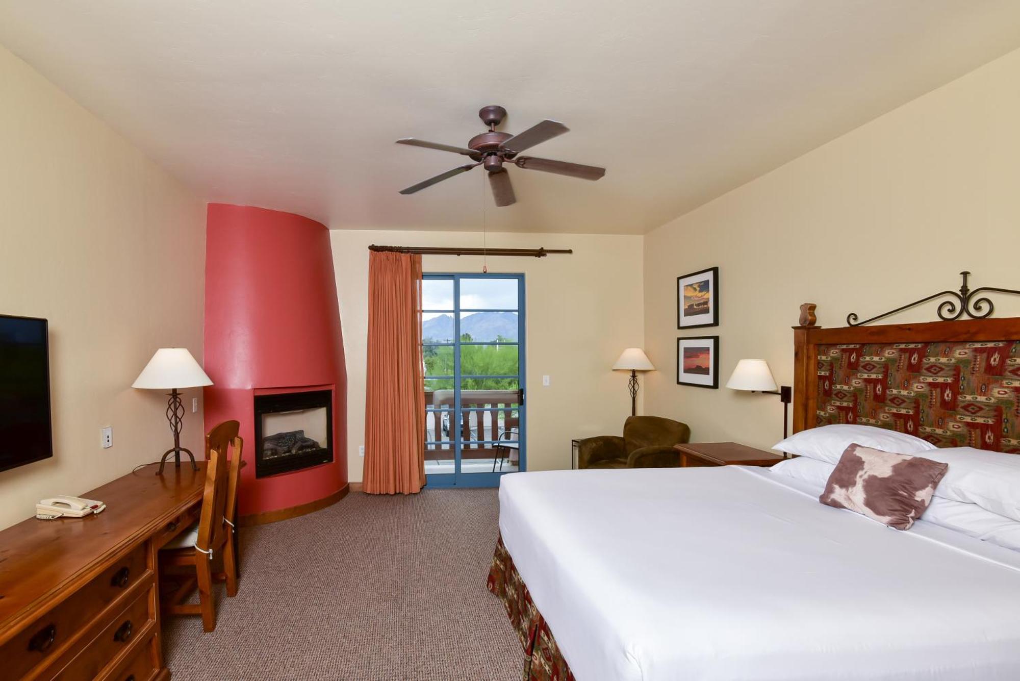 Lodge On The Desert Tucson Bagian luar foto