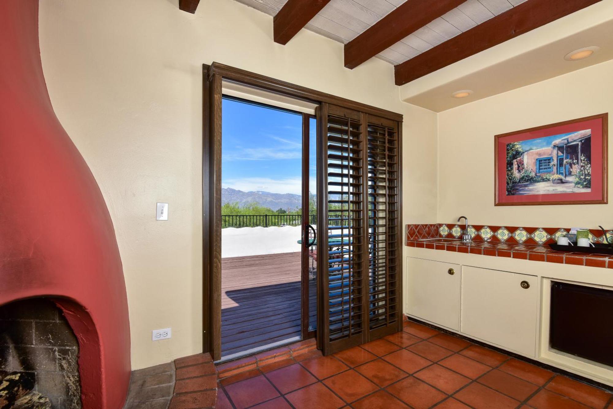 Lodge On The Desert Tucson Bagian luar foto