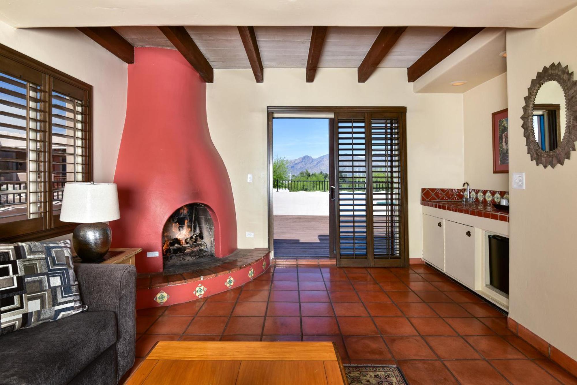 Lodge On The Desert Tucson Bagian luar foto
