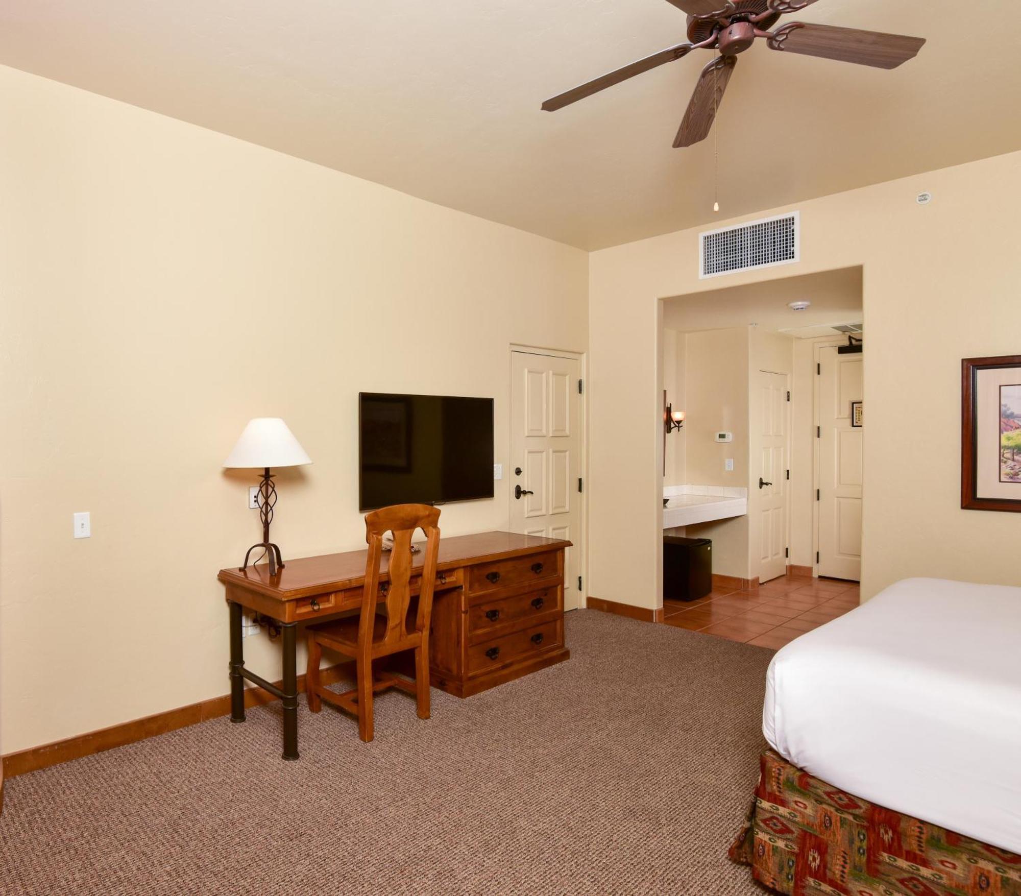 Lodge On The Desert Tucson Bagian luar foto