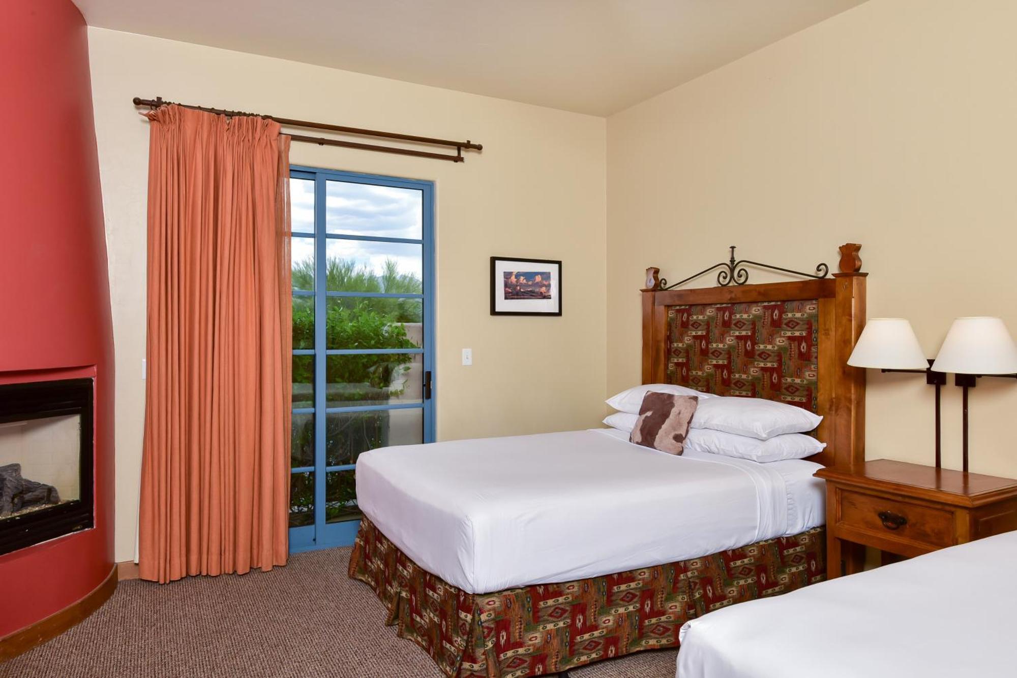 Lodge On The Desert Tucson Bagian luar foto