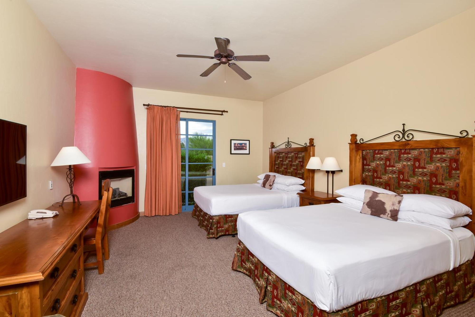 Lodge On The Desert Tucson Bagian luar foto