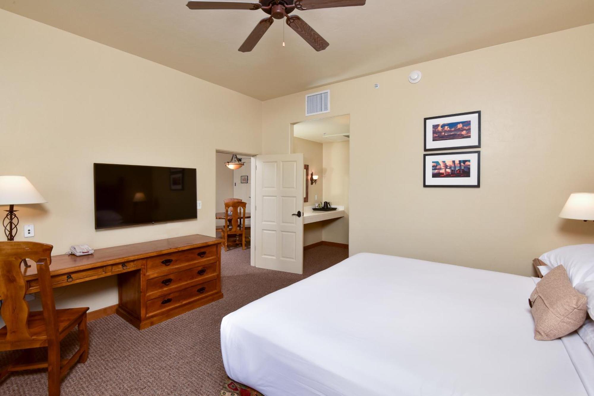 Lodge On The Desert Tucson Bagian luar foto